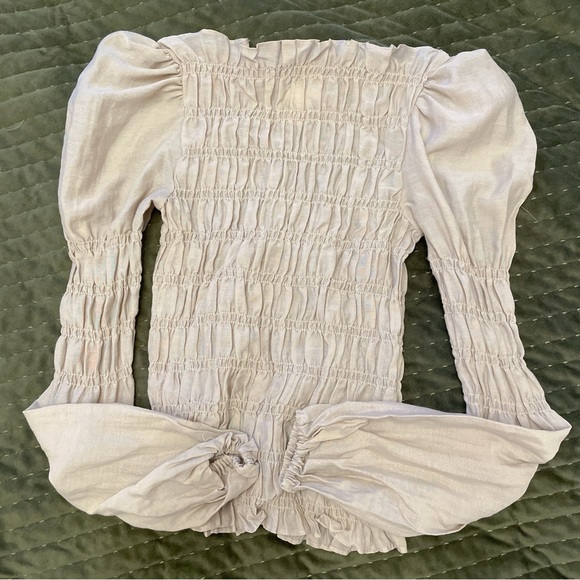 H&M Long Sleeve Bubble Top - Picture 1 of 3